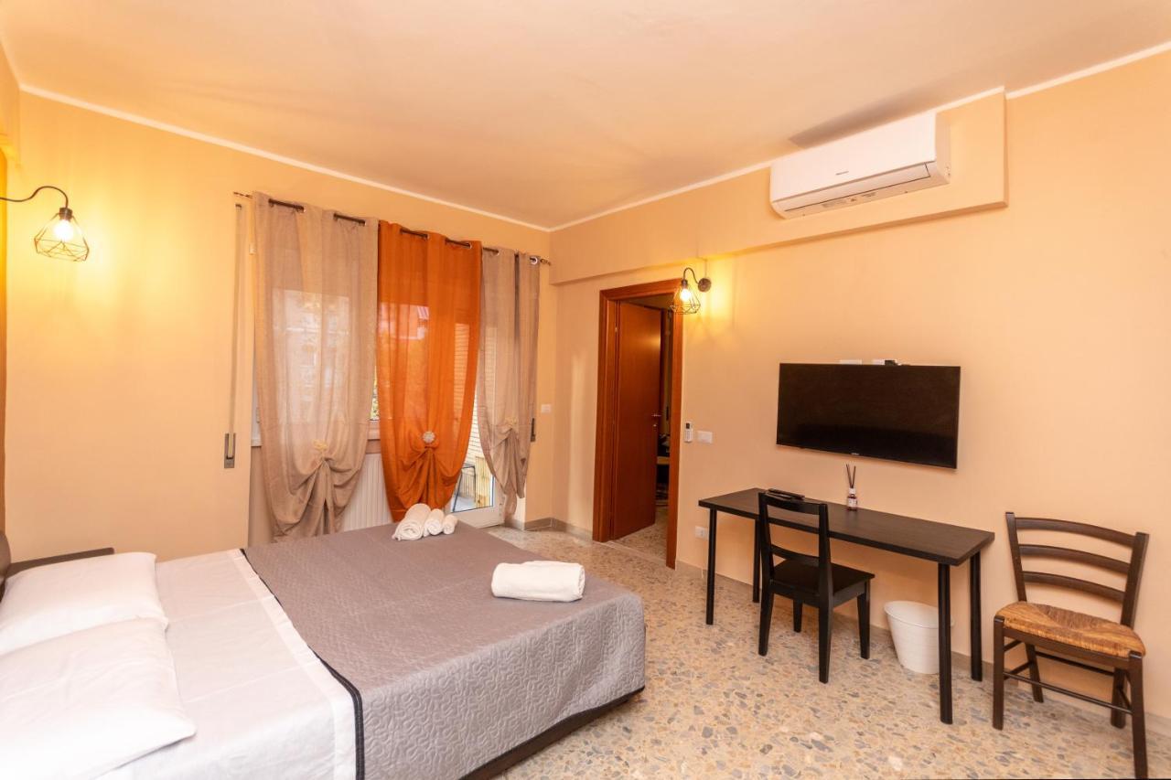 G&C'S Apartment โรม ภายนอก รูปภาพ